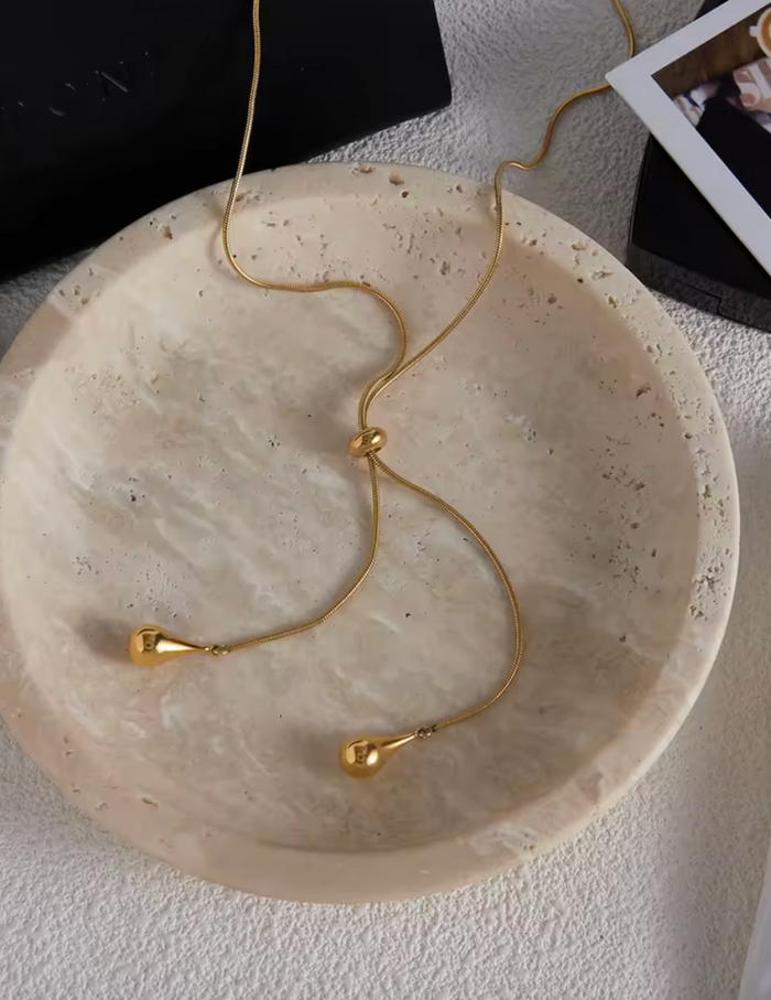 Belle Necklace