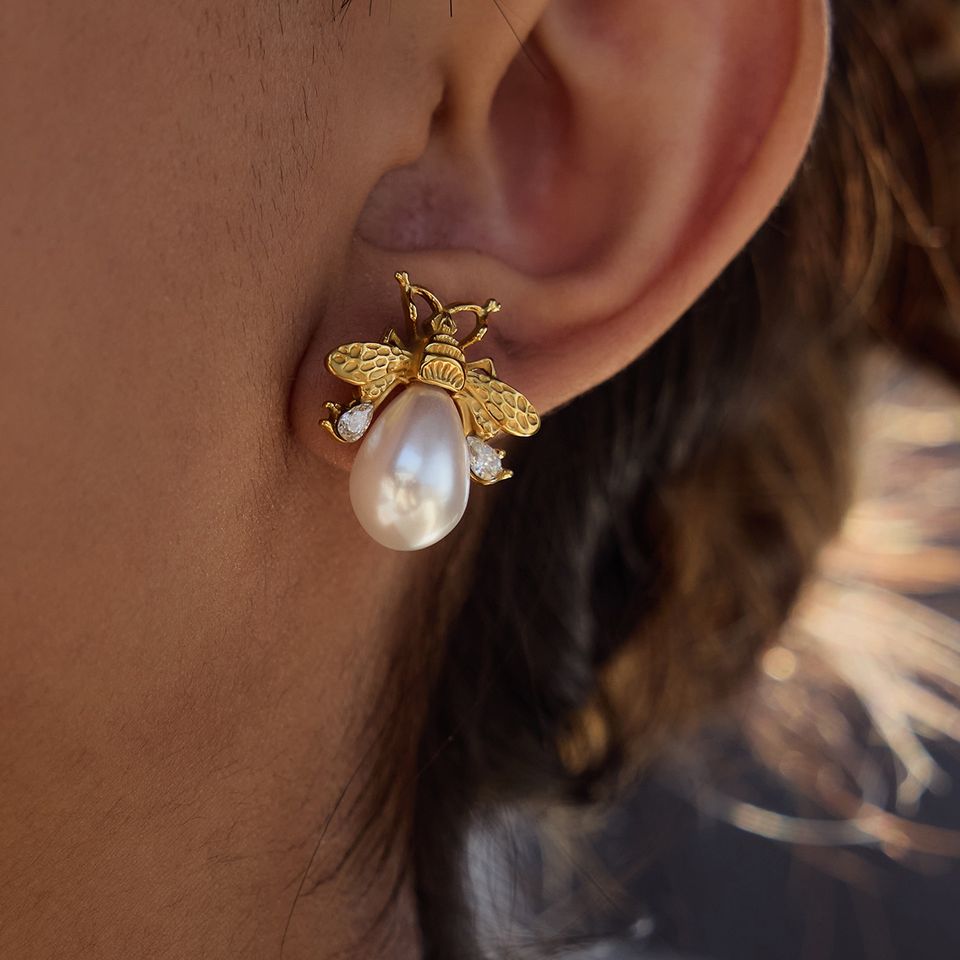 Abeille Earrings — Gold — detail on model