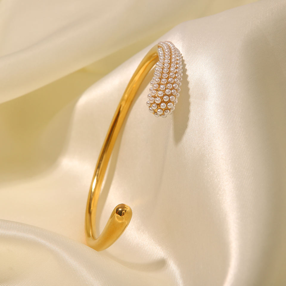 Apolline Cuff – alternativ vinkel