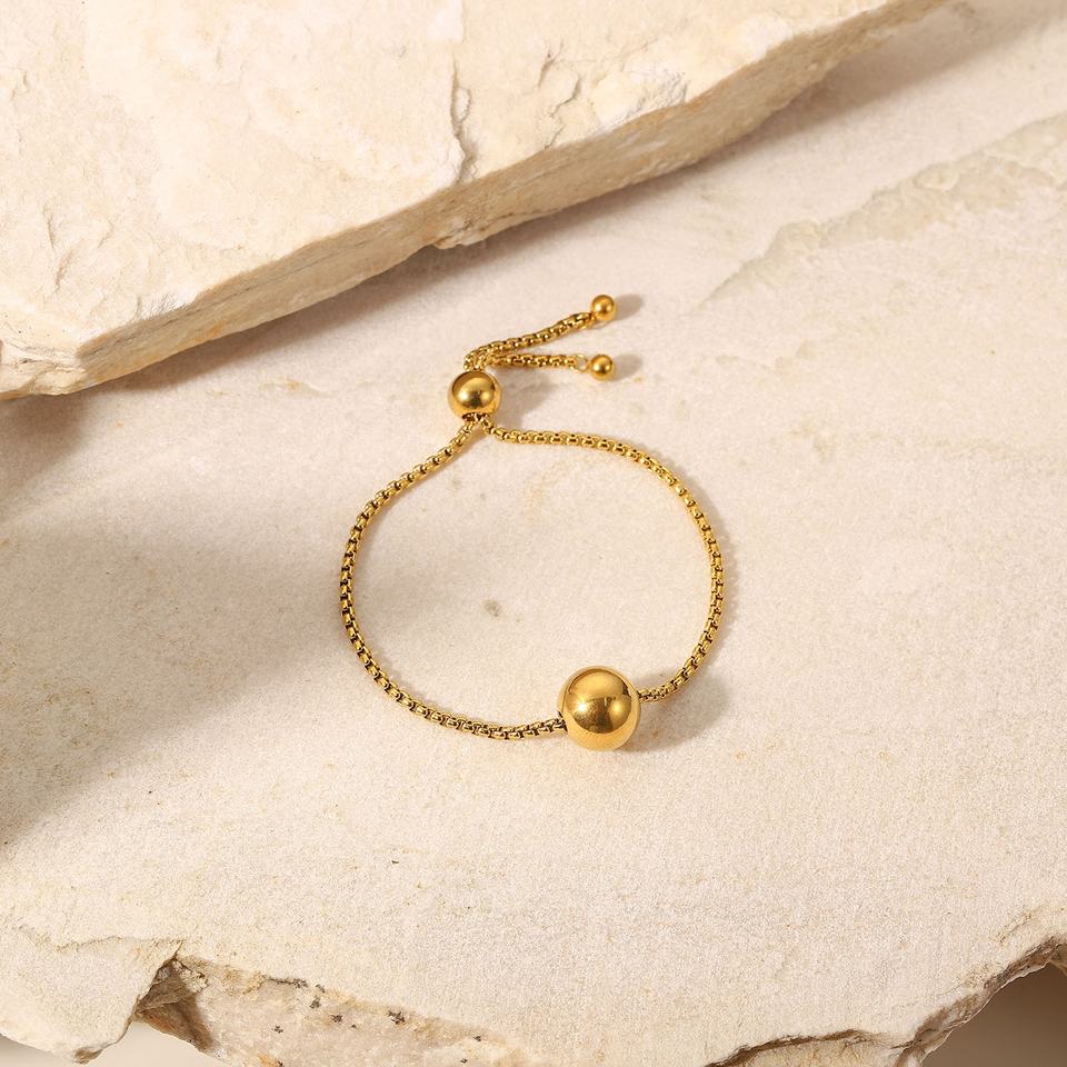 Colette Bracelet — Gold — alternative angle