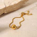 Colette Bracelet — Gold — detail