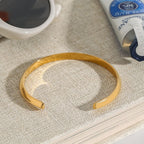 Margot Cuff – detaljer och alternativ vinkel